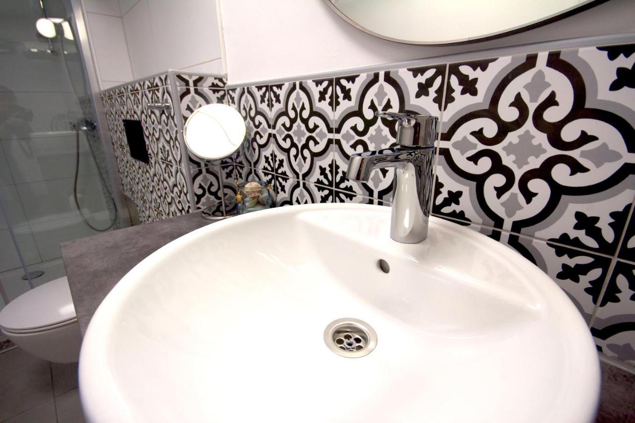 Phiros B&B ไพราน ภายนอก รูปภาพ