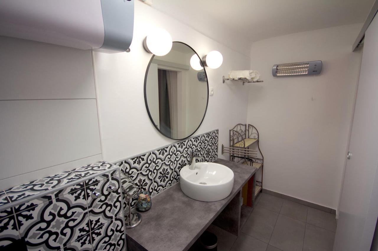 Phiros B&B ไพราน ภายนอก รูปภาพ
