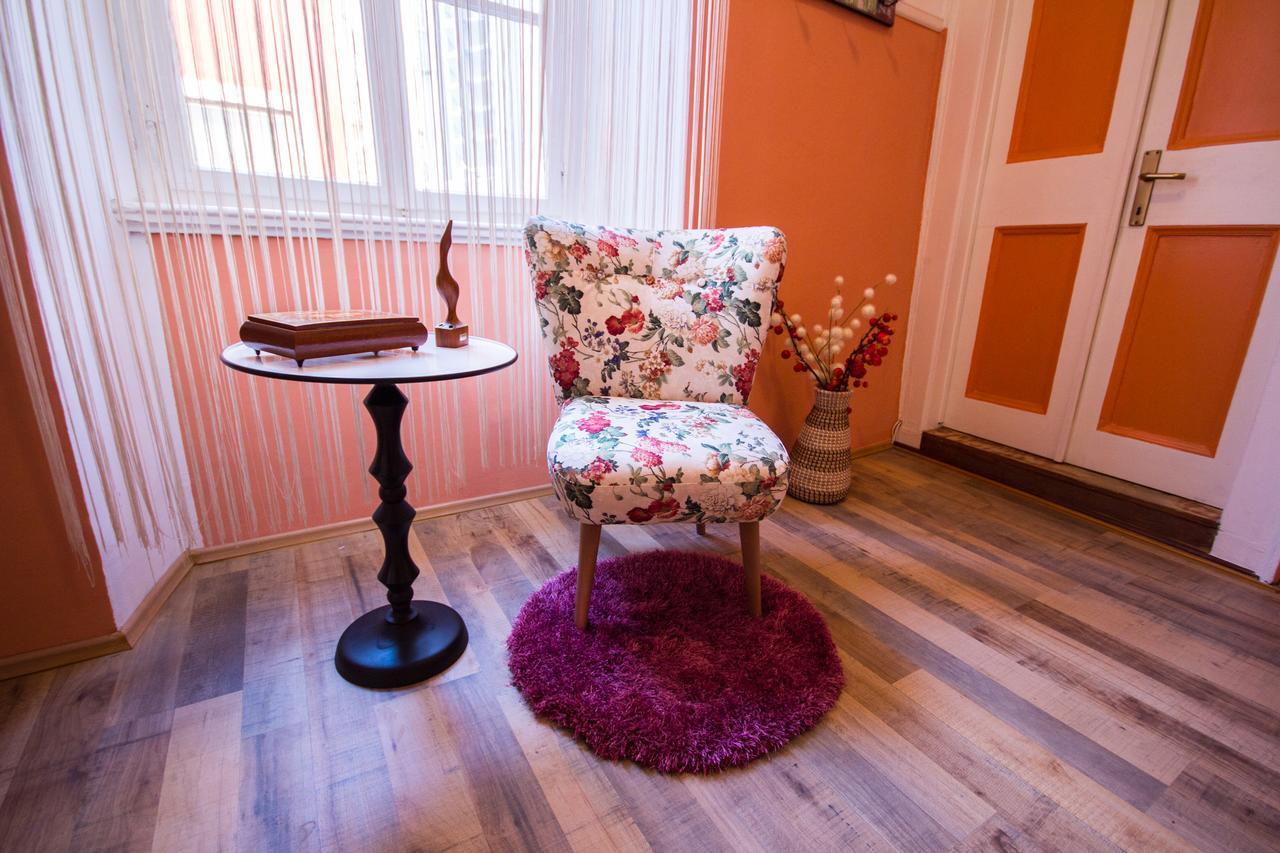 Phiros B&B ไพราน ภายนอก รูปภาพ
